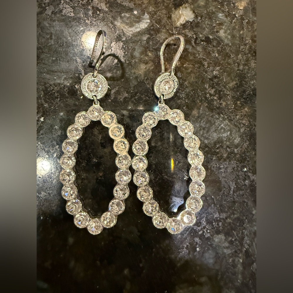 Rebecca earrings - Crystals that shine like diamonds